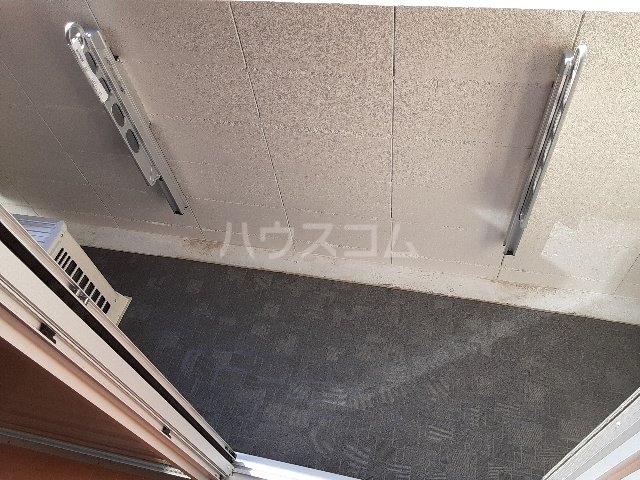 20/28 バルコニー