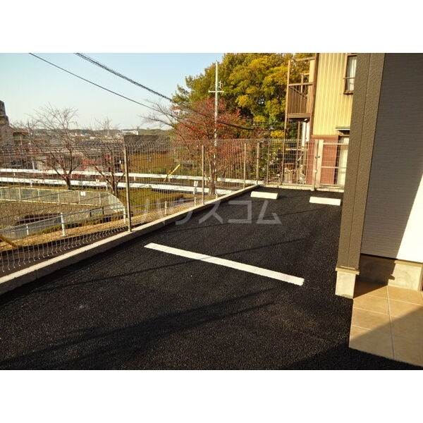 17/27 駐車場