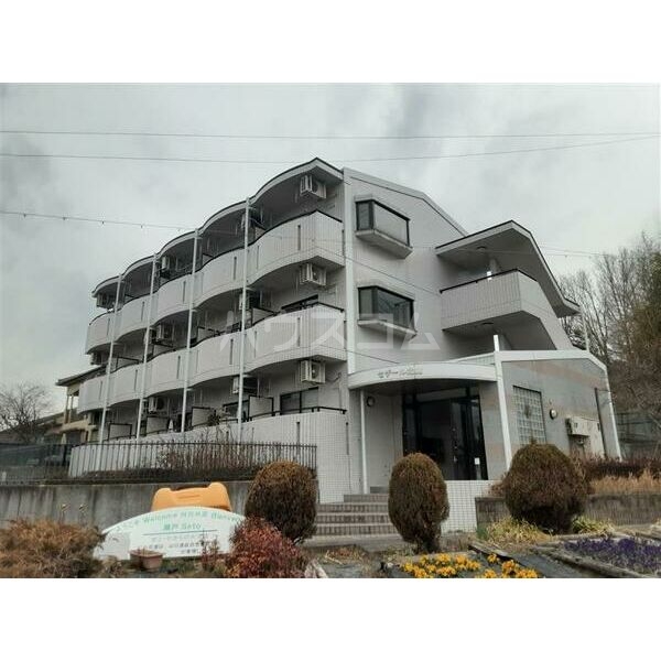 15/17 エントランス