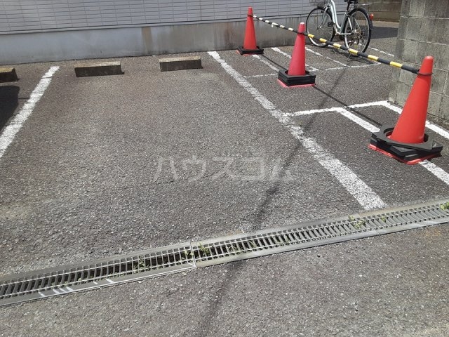 16/22 駐車場
