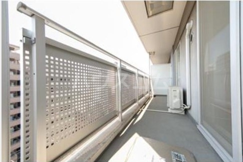 16/26 バルコニー