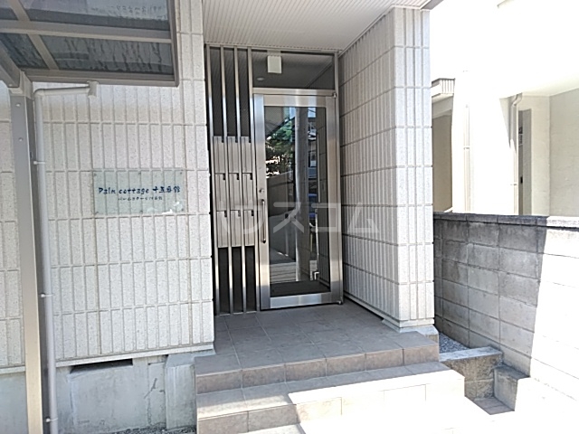 29/30 エントランス