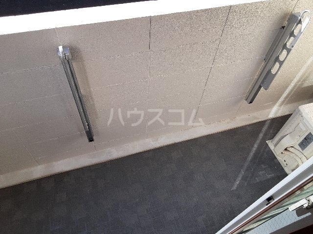 20/28 バルコニー