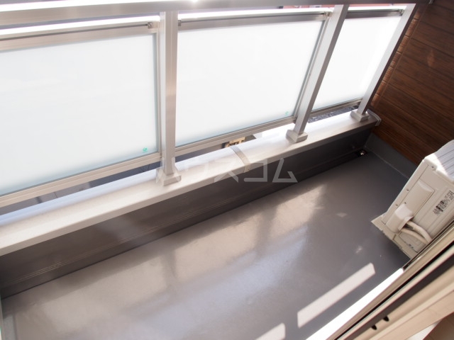 21/30 バルコニー