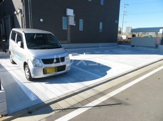 3/4 駐車場