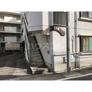 2/11 エントランス