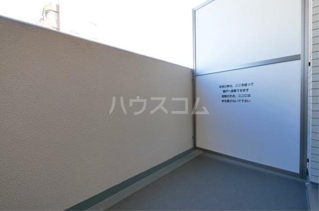 16/27 バルコニー