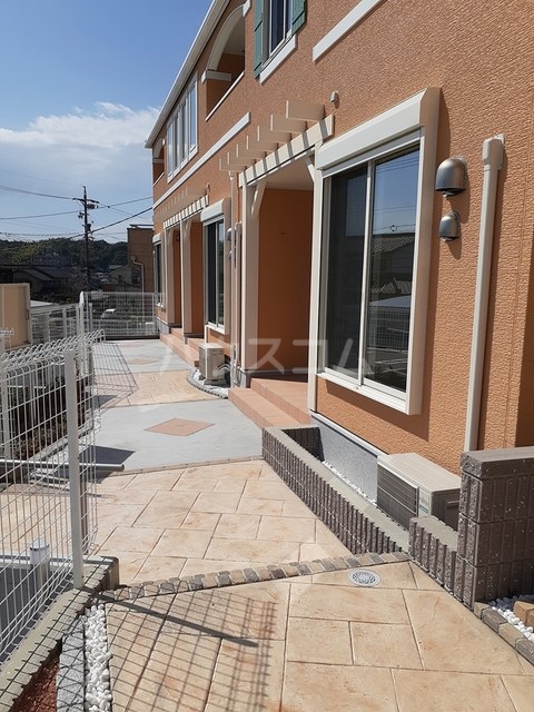 14/20 エントランス