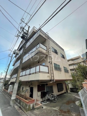 2/4 外観