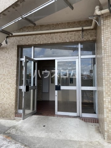 17/24 エントランス