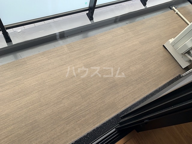 20/30 バルコニー