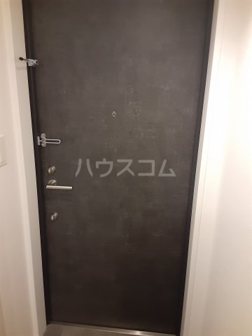 13/30 玄関