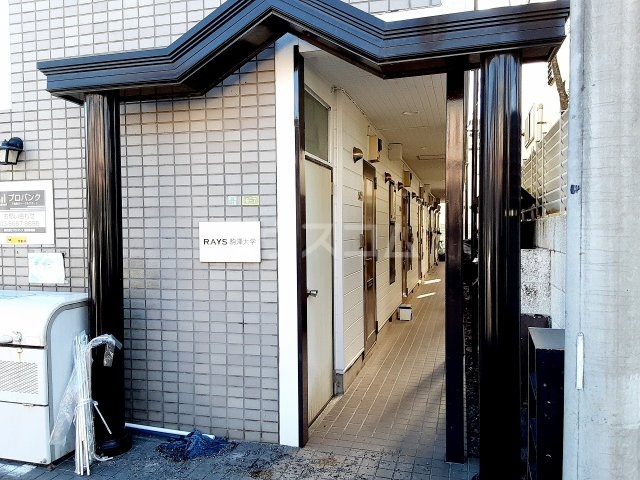 28/30 エントランス