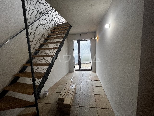 14/30 玄関