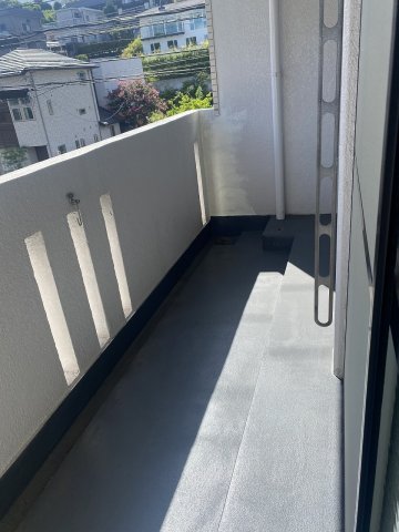 19/29 バルコニー