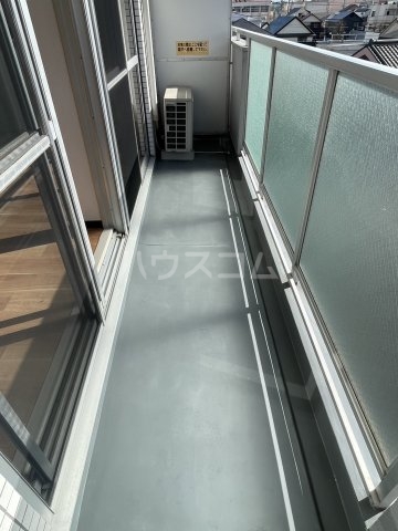 20/30 バルコニー