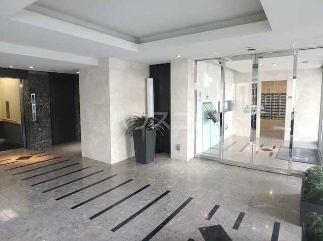 15/24 エントランス