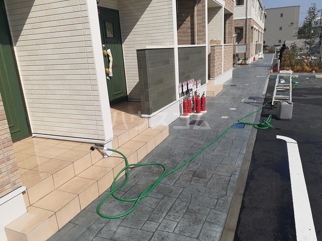 16/26 エントランス