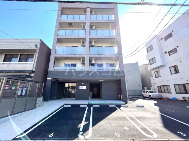 22/30 駐車場
