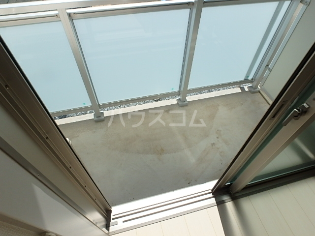 13/30 バルコニー