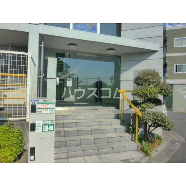 15/25 エントランス