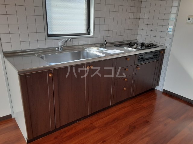 16/30 キッチン