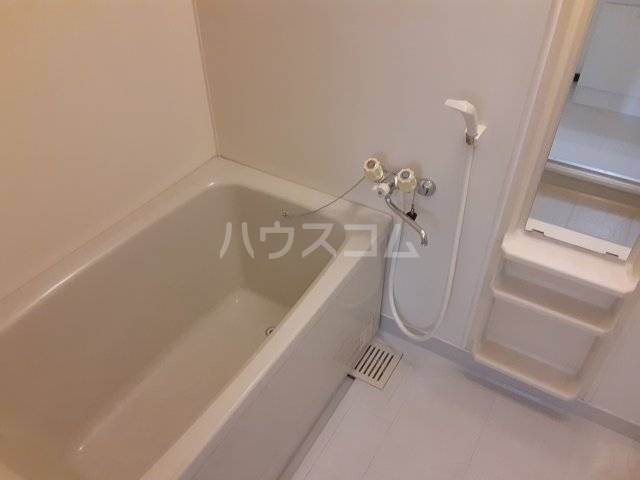 19/30 浴室