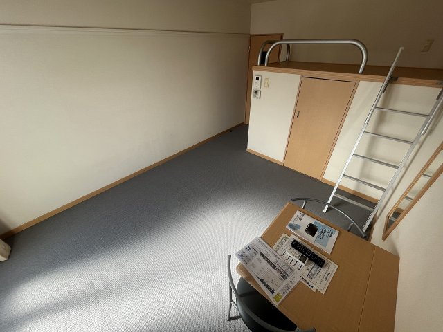 23/30 バルコニー