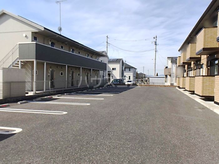19/25 駐車場