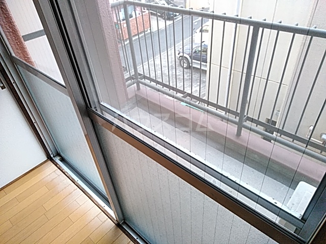 17/27 バルコニー