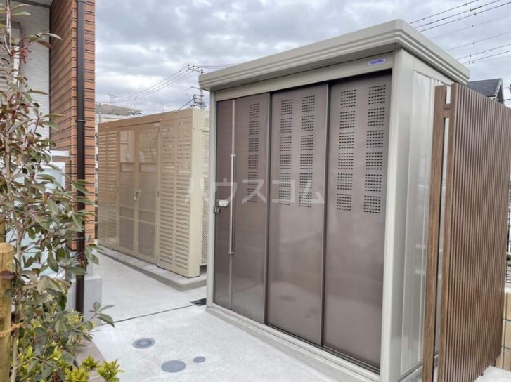 15/26 エントランス