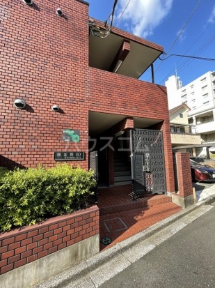 29/30 エントランス