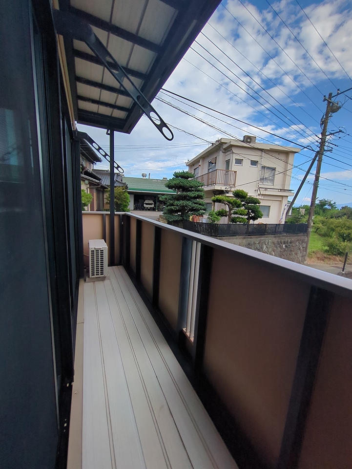 バルコニー