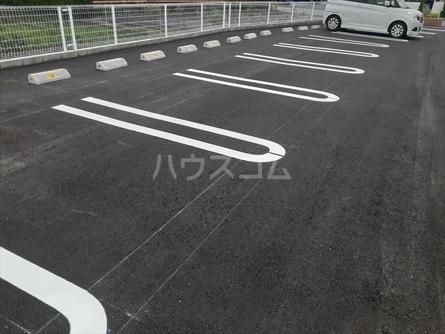 21/27 駐車場