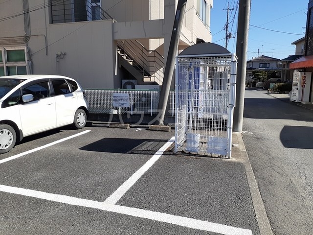 16/30 駐車場