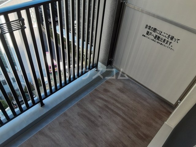 18/30 バルコニー