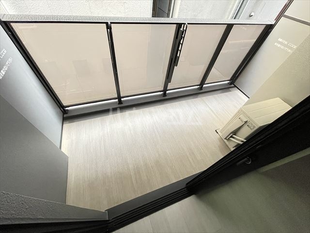 20/30 バルコニー