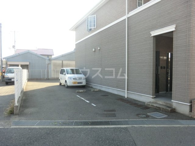 15/22 駐車場