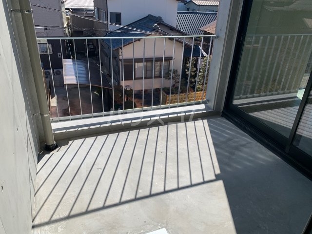 20/30 バルコニー