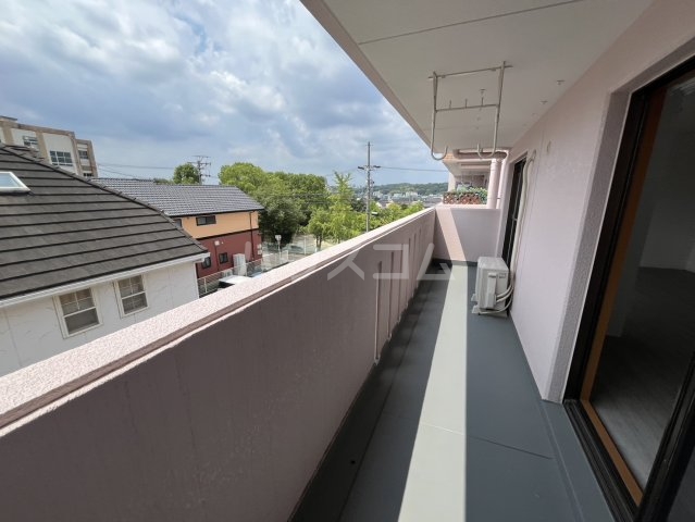 20/30 バルコニー