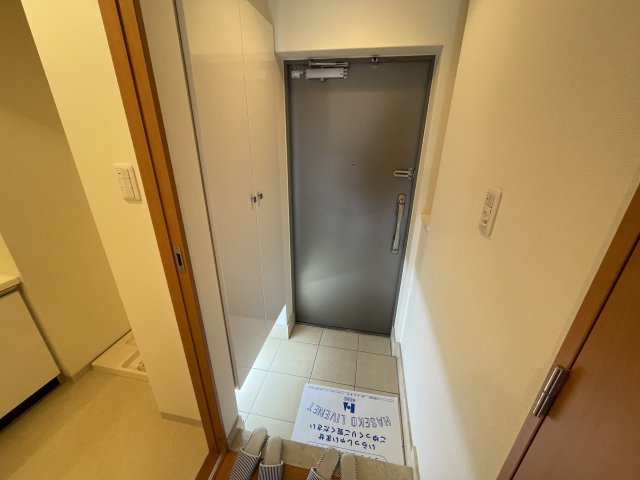 6/20 玄関