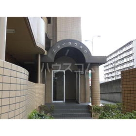 17/25 エントランス