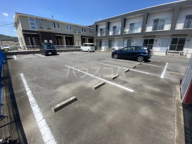 4/7 駐車場