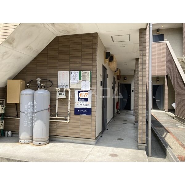 14/20 エントランス