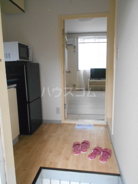 18/24 エントランス