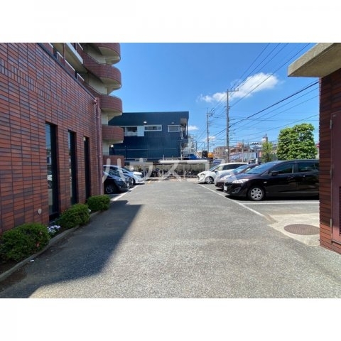 3/10 駐車場