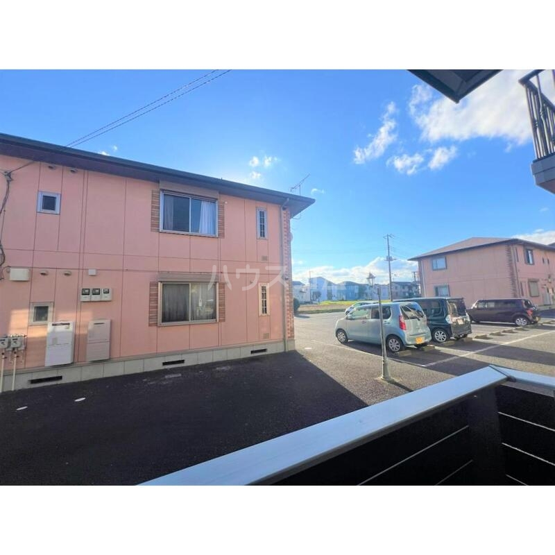 17/18 駐車場