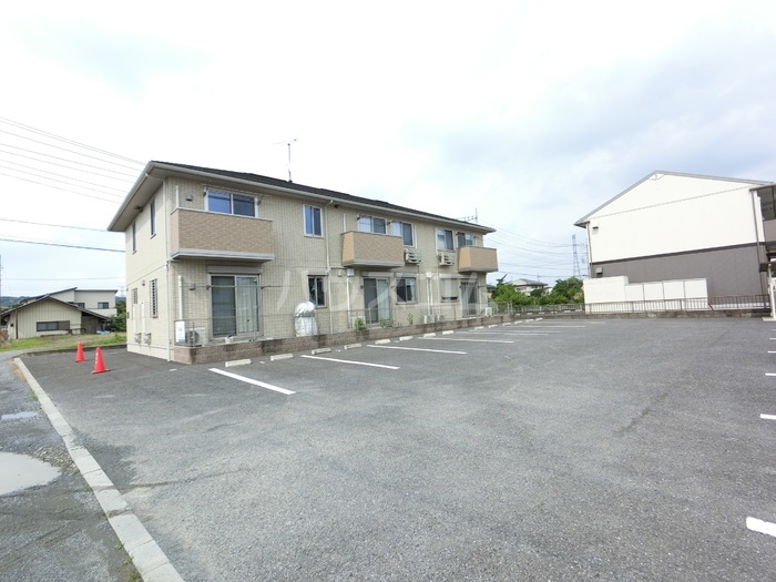 17/19 駐車場