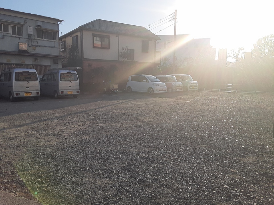 26/30 駐車場