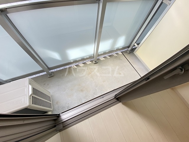 21/30 バルコニー